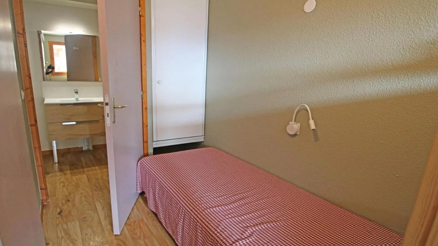 Residence Parc Aux Etoiles - Ch37Pae - Chalet Triplex T4 - Balcon - 8 Pers Mae-2154 Narreyroux 0*,  France